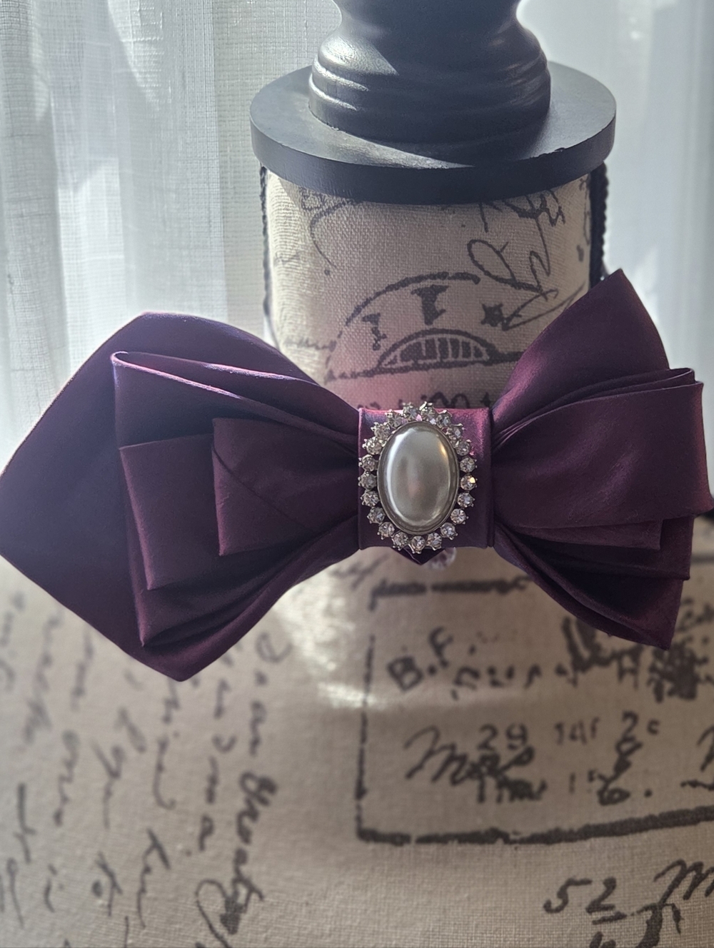CUSTOM REVERSIBLE BOWTIE-NECKLACE